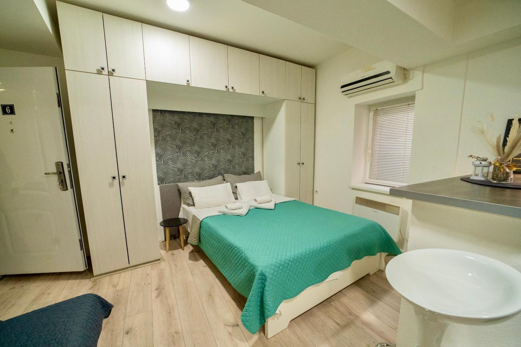 Apartmani Aleksandra U Centru Grada Kragujevac Exteriér fotografie