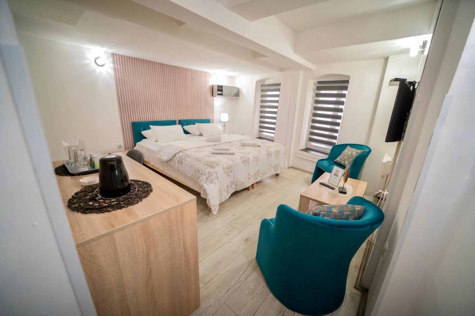 Apartmani Aleksandra U Centru Grada Kragujevac Exteriér fotografie