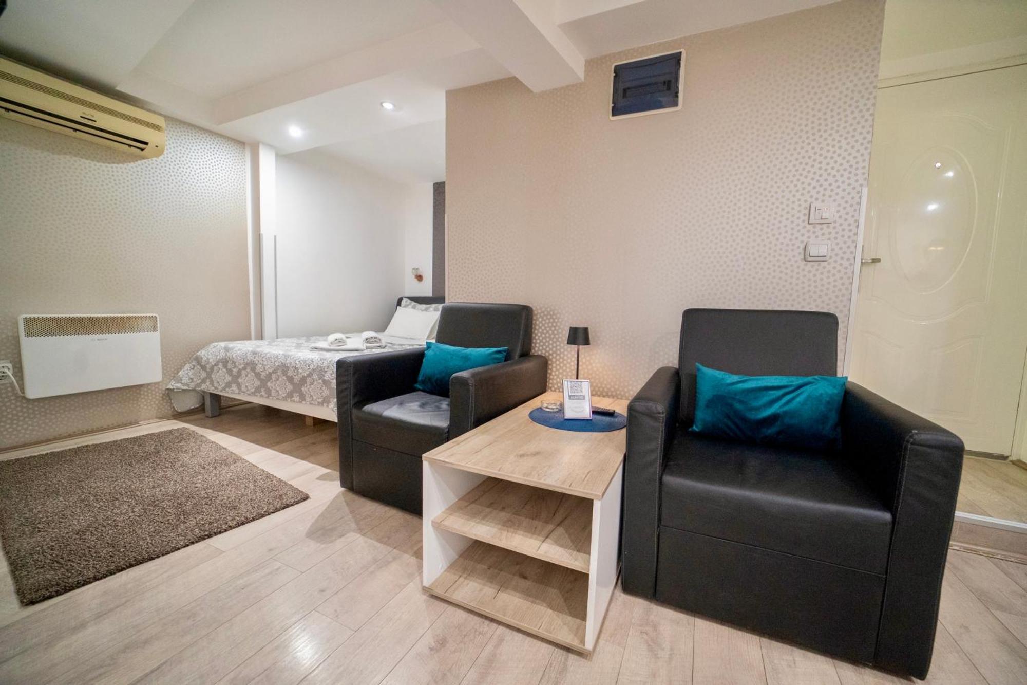 Apartmani Aleksandra U Centru Grada Kragujevac Exteriér fotografie