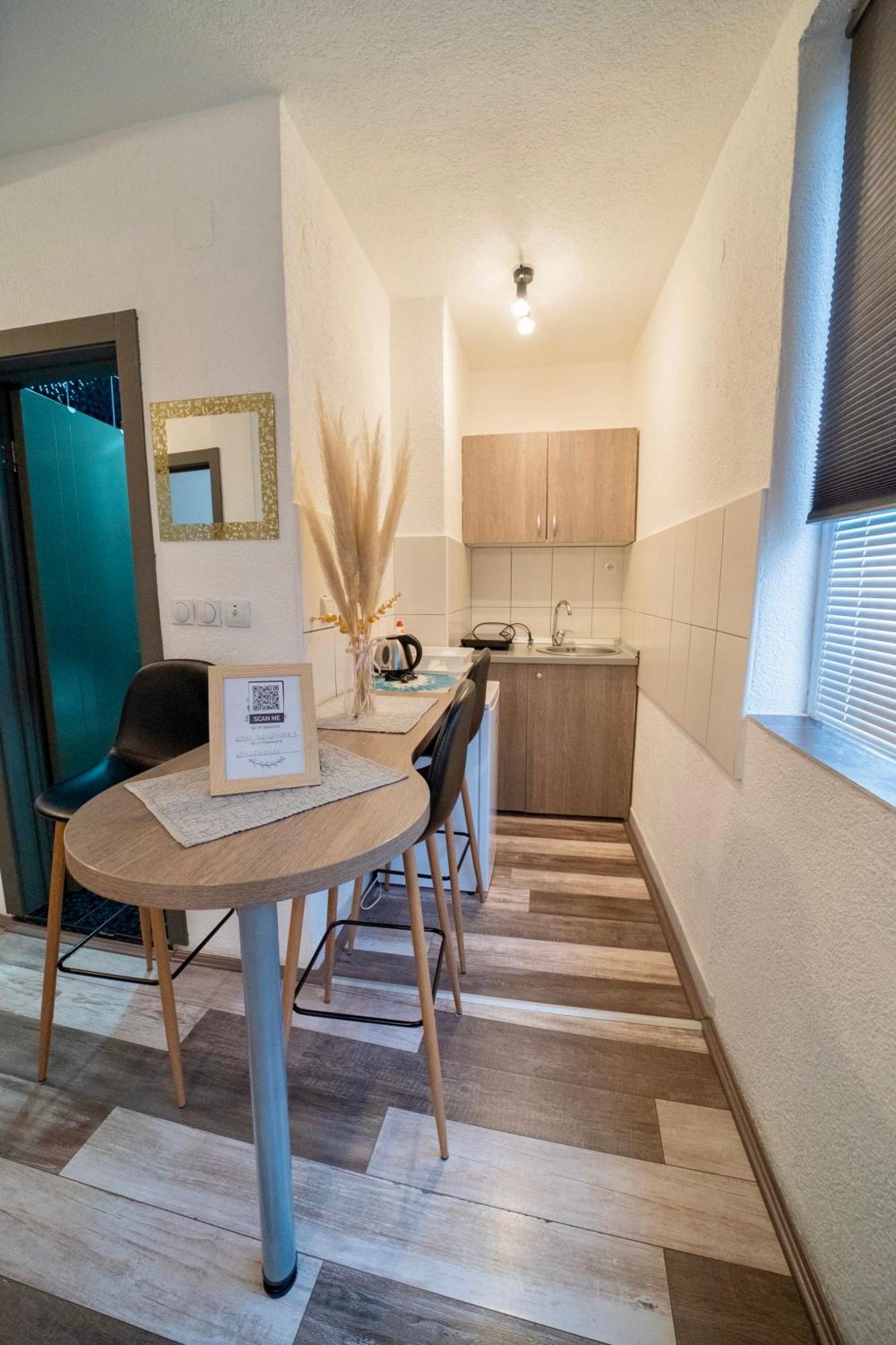 Apartmani Aleksandra U Centru Grada Kragujevac Exteriér fotografie