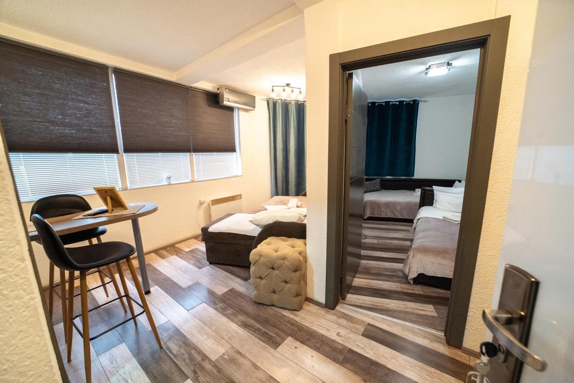 Apartmani Aleksandra U Centru Grada Kragujevac Exteriér fotografie
