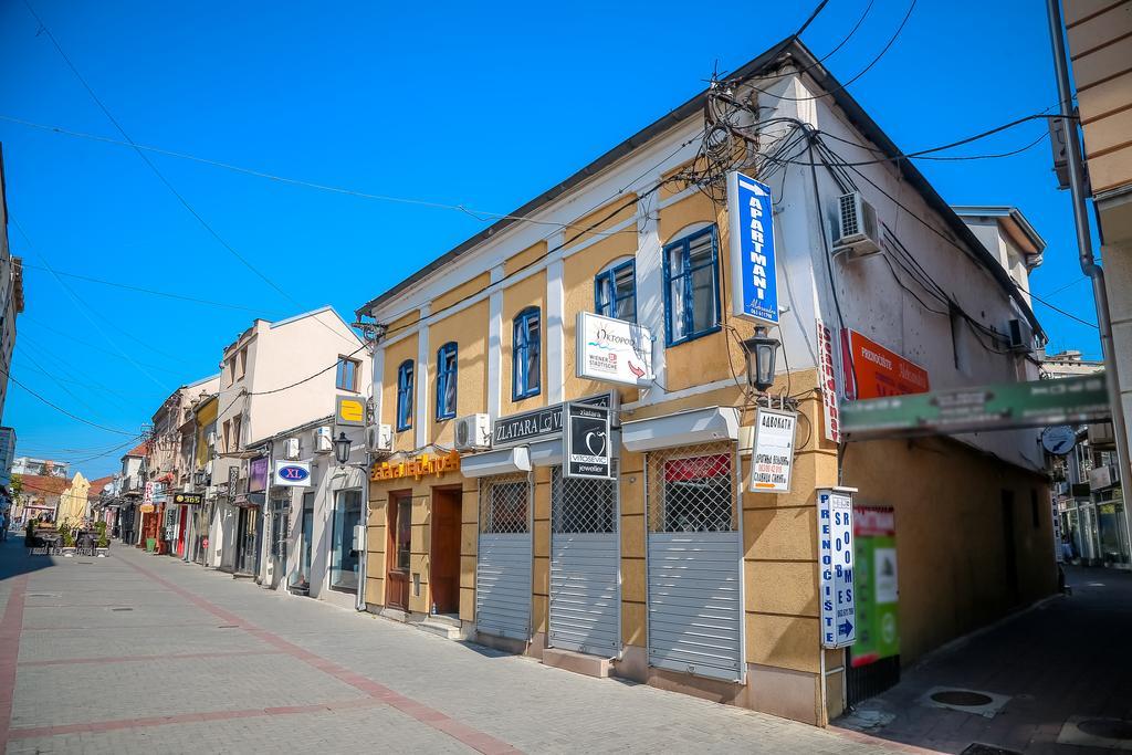 Apartmani Aleksandra U Centru Grada Kragujevac Exteriér fotografie