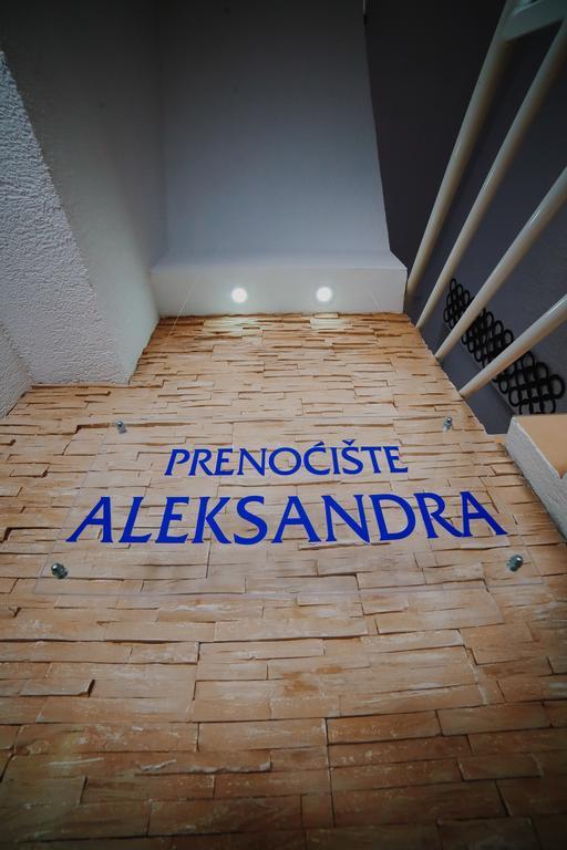 Apartmani Aleksandra U Centru Grada Kragujevac Exteriér fotografie
