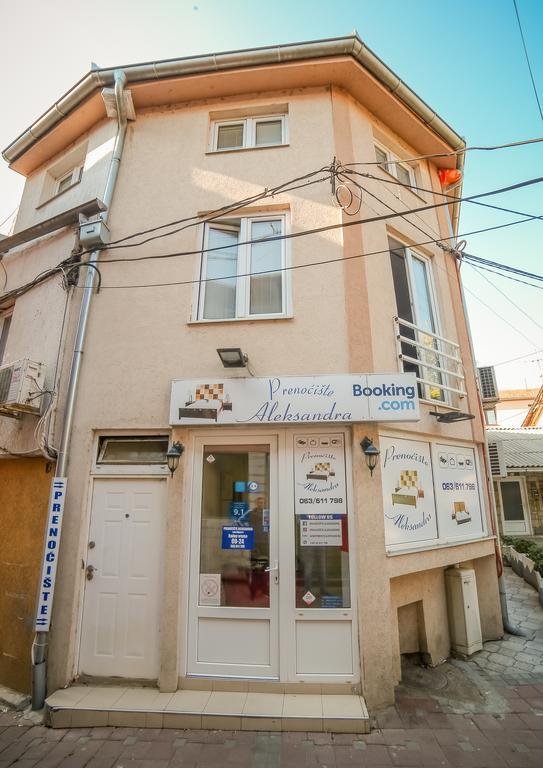Apartmani Aleksandra U Centru Grada Kragujevac Exteriér fotografie